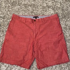 BANANA REPUBLIC RED SHORTS, SZ 38